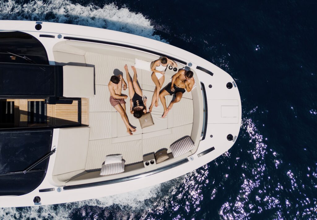 Fiart si prepara per i saloni nautici autunnali Il Cannes Yachting Festival 2024 sarà imperdibile. Fiart si prepara per i saloni nautici autunnali
Il Cannes Yachting Festival 2024 sarà imperdibile.